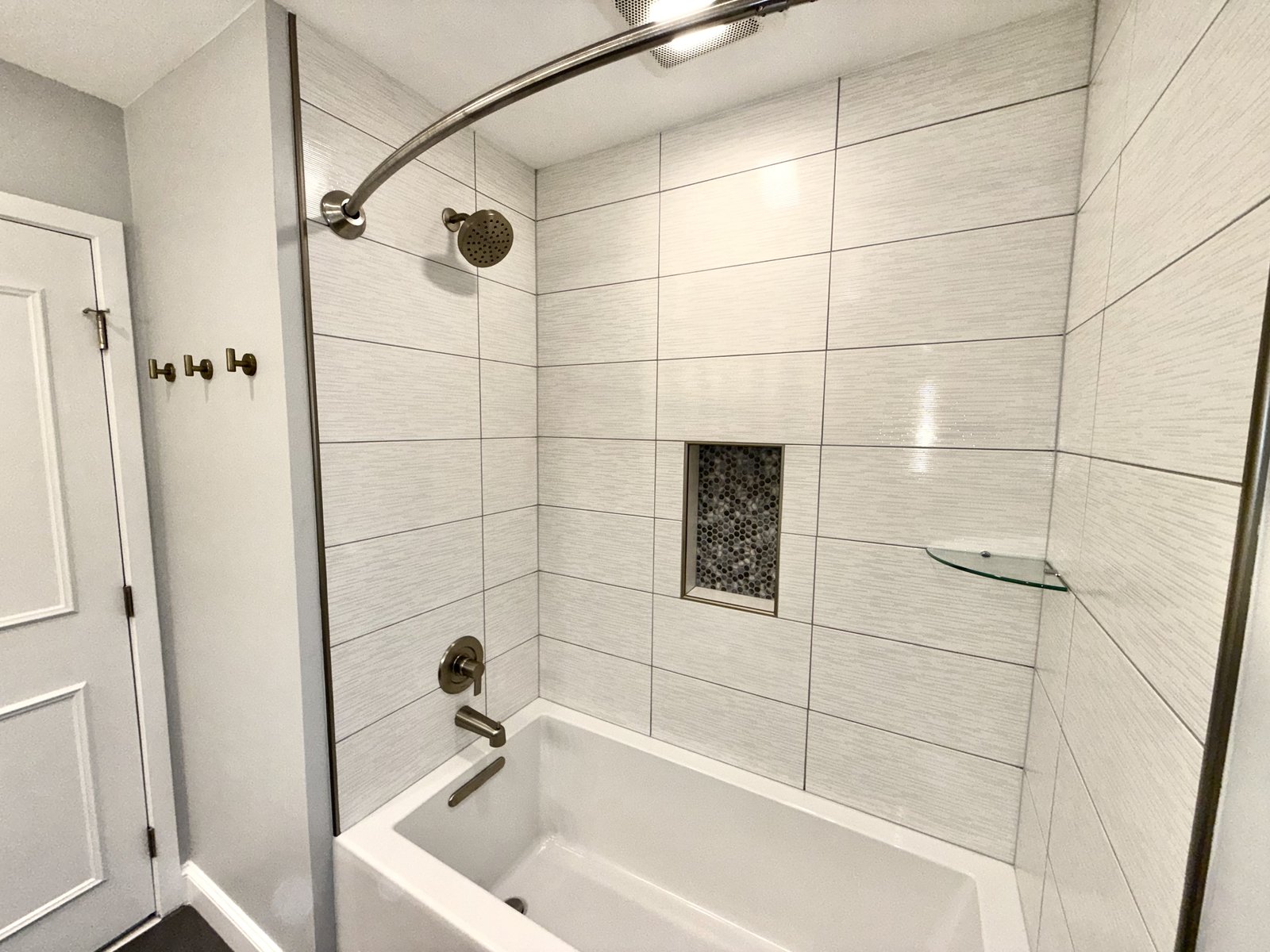 Tub shower tile with niche Chester County